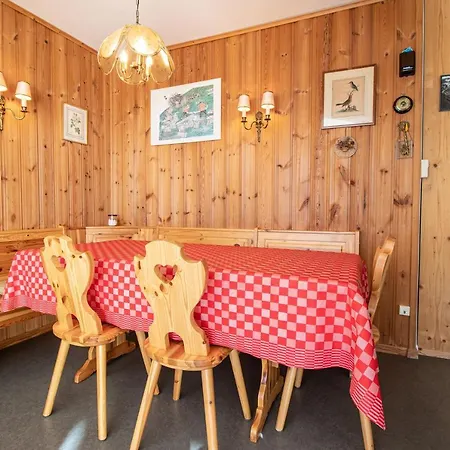 Viktoria B43 By Apartment *